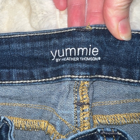 Yummie jeans by Heather Thompson - Picture 6 of 6